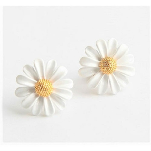 kate spade Jewelry - KATE SPADE Into The Bloom Stud Earrings WBRUH393